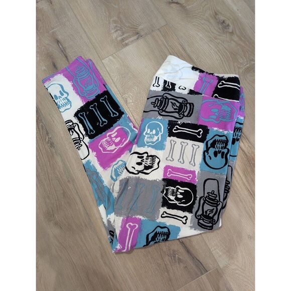 TC2 LuLaRoe Skull & Bones Halloween Leggings - Picture 1 of 7